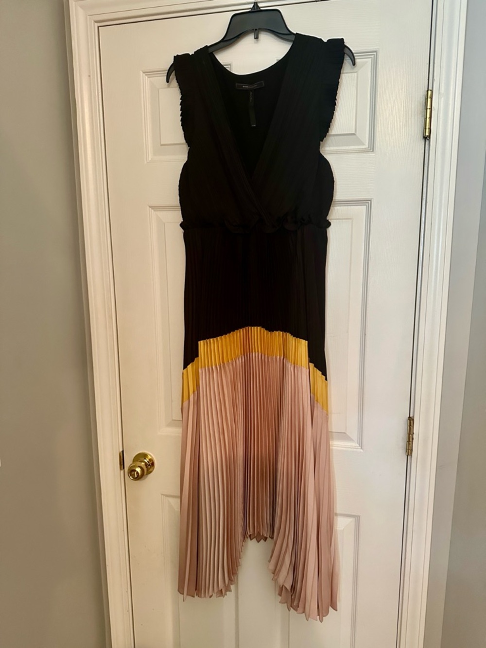 BCBGMaxAzira Pleated Color Block Dress Sz L - Picture 3 of 7